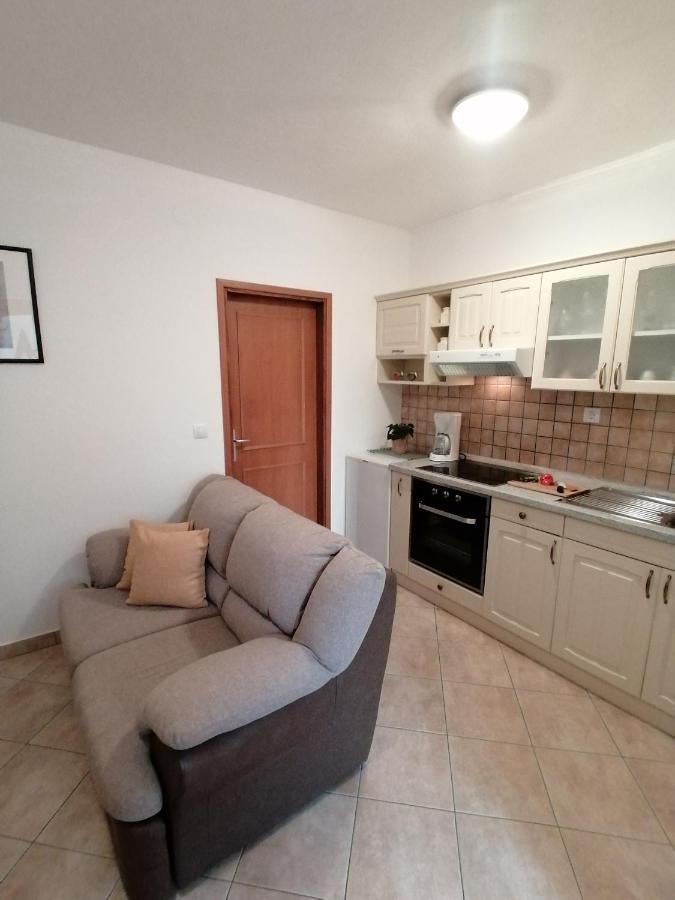 Apartment Mari Фунтана Екстериор снимка