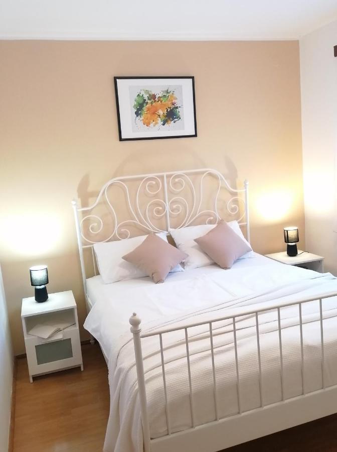 Apartment Mari Фунтана Екстериор снимка